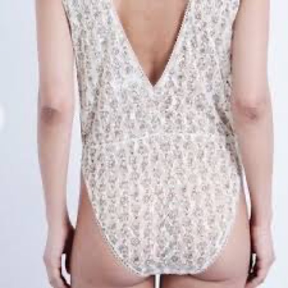 New Daydream Nation Strangers Bodysuit XS - Picture 9 of 11